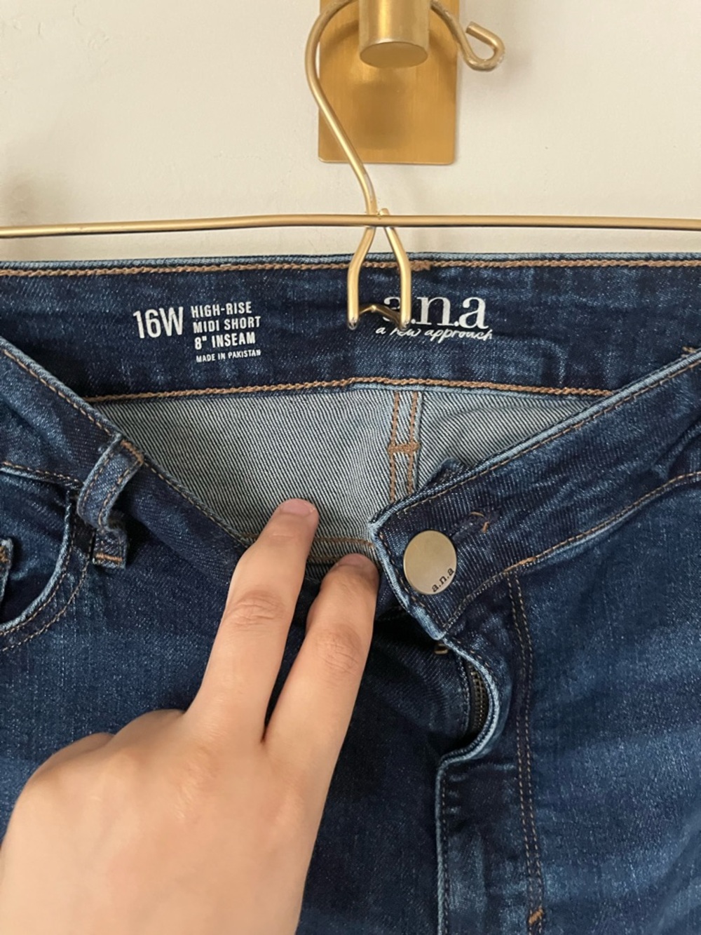 a.n.a Dark Blue Denim summer Jean Shorts size 16W with STRECH - Picture 2 of 6